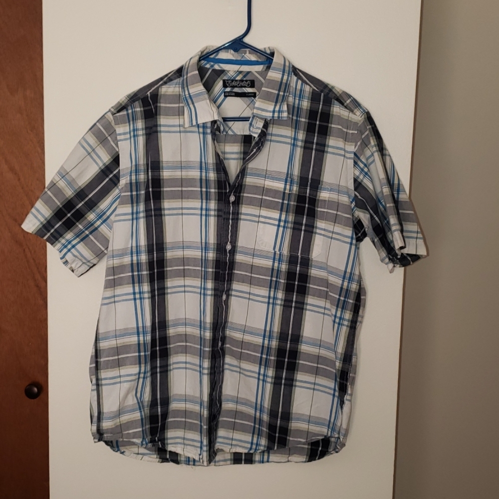 Short sleeved button up shirt